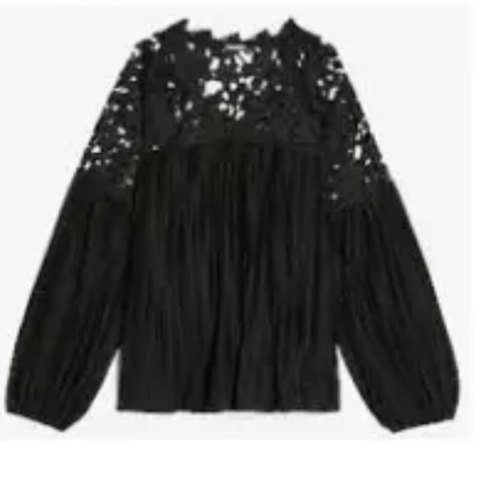 Express Pleated Top